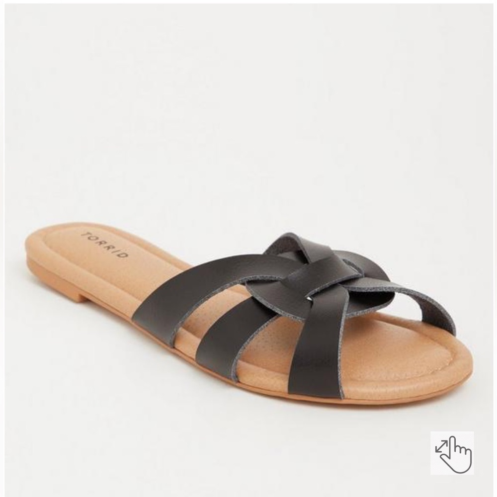 NWT Torrid Black Medallion Slide Sandals Size 9WW